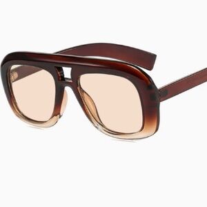 Elegant Brown Gradient Sunglasses